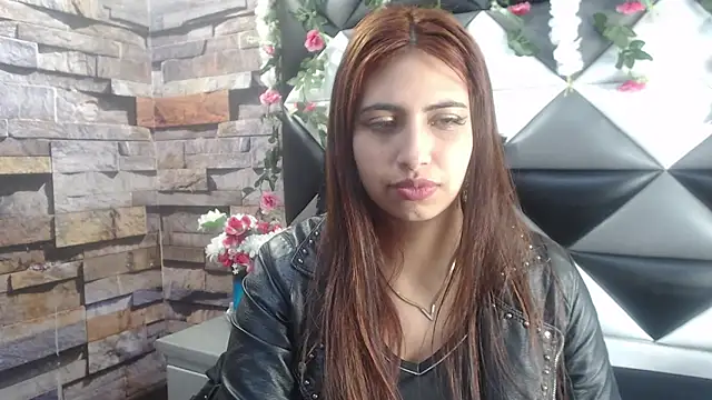 Snapshot of Tammy_Blackk chatting on 02-14-25, 02:33 Tammy Blackk online show from 02-14-25, 02:33