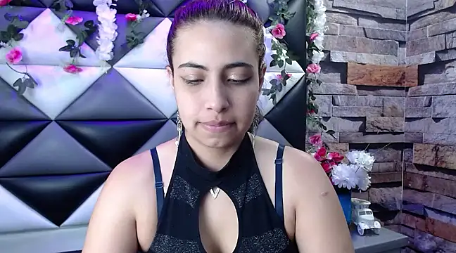 Snapshot of Tammy_Blackk chatting on 03-05-25, 11:49 Tammy Blackk online show from 03-05-25, 11:49