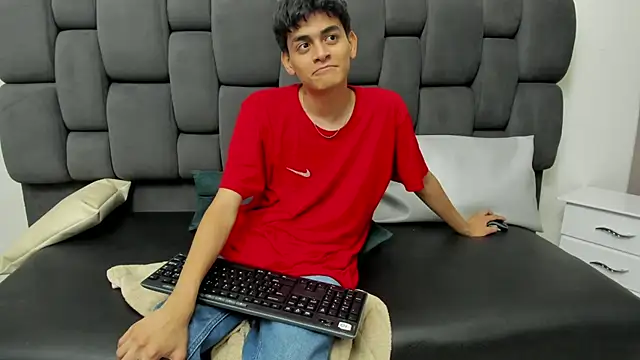 Yef Thin online show from 02-26-25, 10:58