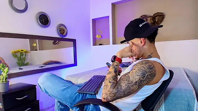 austin collinss online show from 12-26-24, 06:12