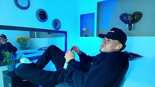 austin collinss online show from 01-12-25, 05:03