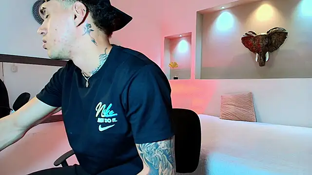 austin collinss online show from 01-31-25, 02:15