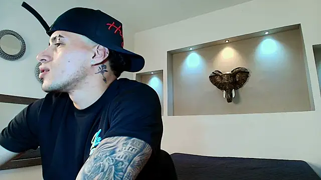 austin collinss online show from 02-04-25, 02:17