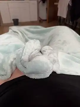 kareem0010 online show from 09-15-25, 12:38