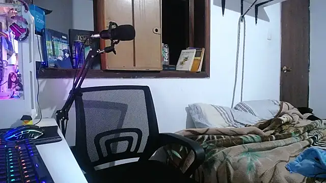 esjrobles online show from 12-18-24, 04:20