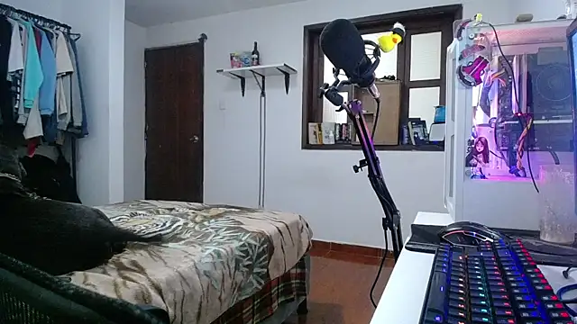 esjrobles online show from 12-27-24, 02:36