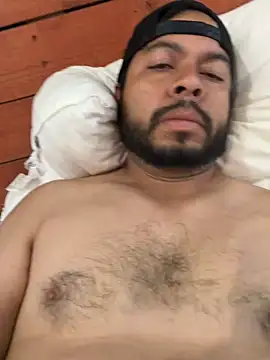 Snapshot of joselo8888 chatting on 06-15-26, 02:08 joselo8888 online show from 06-15-26, 02:08