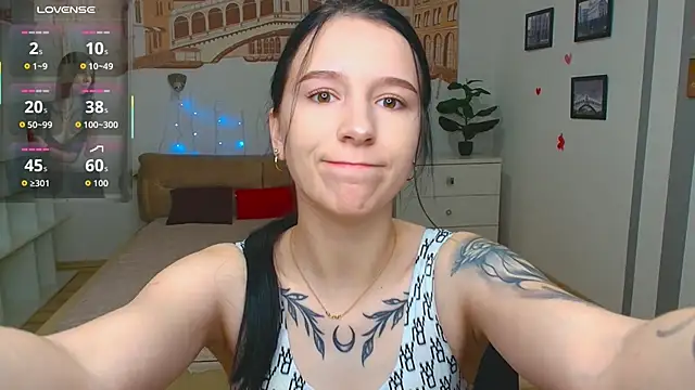 KarolinaBlacks online show from 05-06-26, 05:14