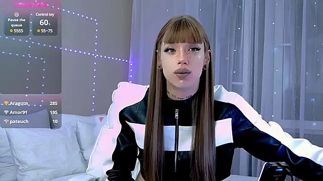 Snapshot of Dasha_M chatting on 01-03-25, 06:03 Dasha M online show from 01-03-25, 06:03