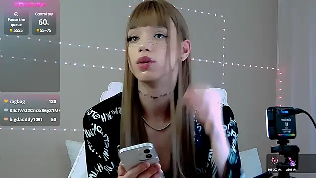 Snapshot of Dasha_M chatting on 01-11-25, 12:40 Dasha M online show from 01-11-25, 12:40