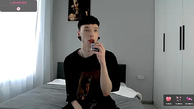 Snapshot of Dasha_M chatting on 03-06-25, 11:03 Dasha M online show from 03-06-25, 11:03