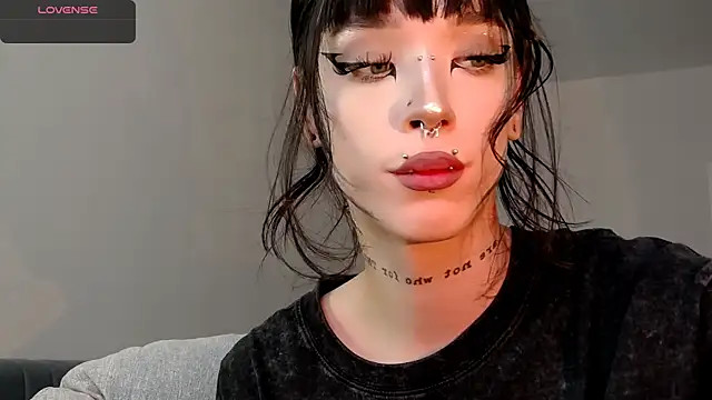 Snapshot of Dasha_M chatting on 09-22-25, 10:06 Dasha M online show from 09-22-25, 10:06