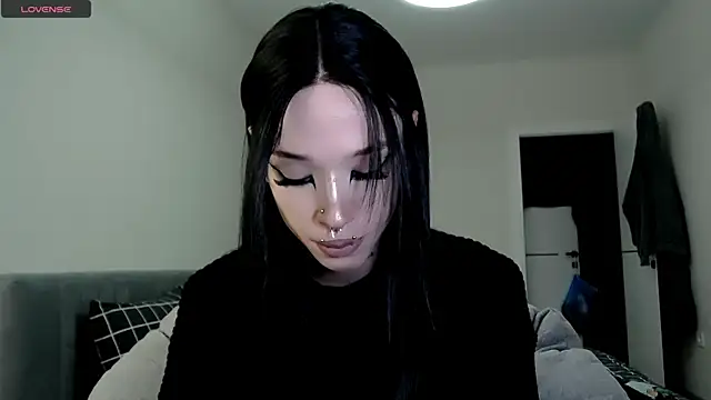 Snapshot of Dasha_M chatting on 09-27-25, 02:11 Dasha M online show from 09-27-25, 02:11