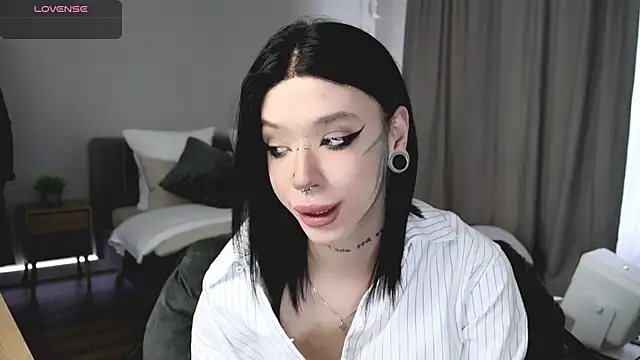 Snapshot of Dasha_M chatting on 04-10-26, 11:37 Dasha M online show from 04-10-26, 11:37