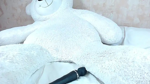 bellaa love  online show from 02-22-25, 10:07