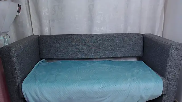 bellaa love  online show from 11-10-25, 12:09