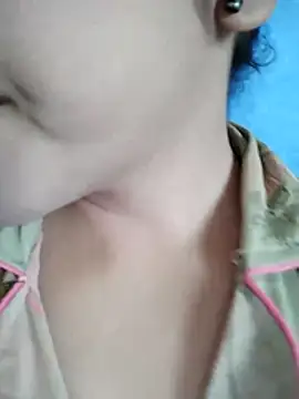 Snapshot of Anki-doll chatting on 03-18-26, 05:32 Anki-doll online show from 03-18-26, 05:32