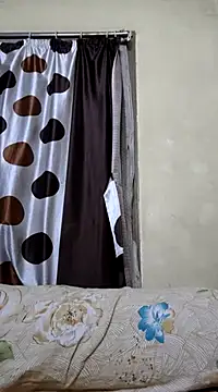 yoursweety09 online show from 01-22-25, 02:35