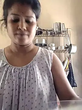 yoursweety09 online show from 03-11-25, 07:04