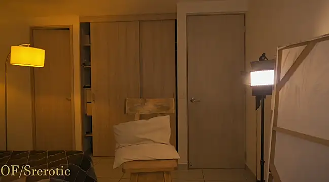  srerotic online show from 03-13-25, 11:27