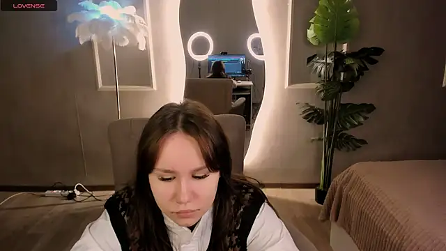 Alisia Mars online show from 10-12-25, 05:28