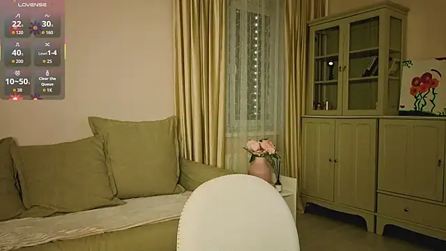 Alisia Mars online show from 11-23-25, 05:07