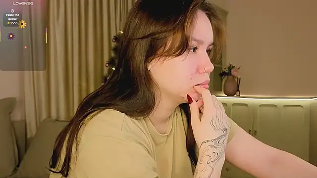 Alisia Mars online show from 12-16-25, 06:18