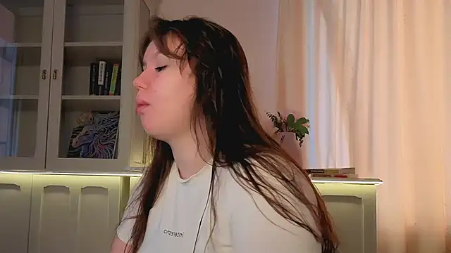 Snapshot of Alisia_Mars chatting on 03-07-26, 05:59 Alisia Mars online show from 03-07-26, 05:59