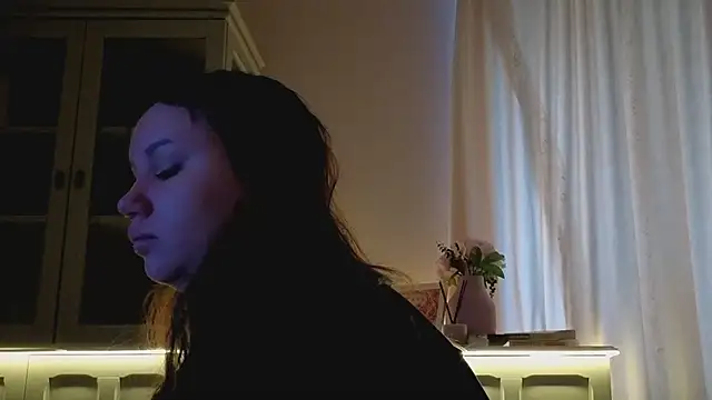 Snapshot of Alisia_Mars chatting on 03-08-26, 05:22 Alisia Mars online show from 03-08-26, 05:22