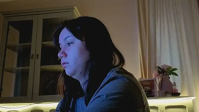 Snapshot of Alisia_Mars chatting on 03-30-26, 04:24 Alisia Mars online show from 03-30-26, 04:24