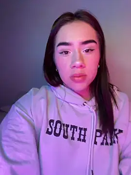 Snapshot of Im_Valen_Cute chatting on 10-15-25, 02:11 Im Valen Cute online show from 10-15-25, 02:11