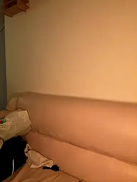 Snapshot of Im_Valen_Cute chatting on 01-07-26, 03:20 Im Valen Cute online show from 01-07-26, 03:20