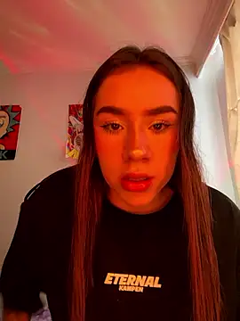 Snapshot of Im_Valen_Cute chatting on 01-11-26, 10:15 Im Valen Cute online show from 01-11-26, 10:15