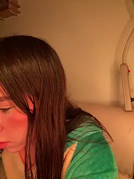 Snapshot of Im_Valen_Cute chatting on 01-16-26, 03:43 Im Valen Cute online show from 01-16-26, 03:43