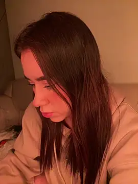 Im Valen Cute online show from 05-17-26, 01:47