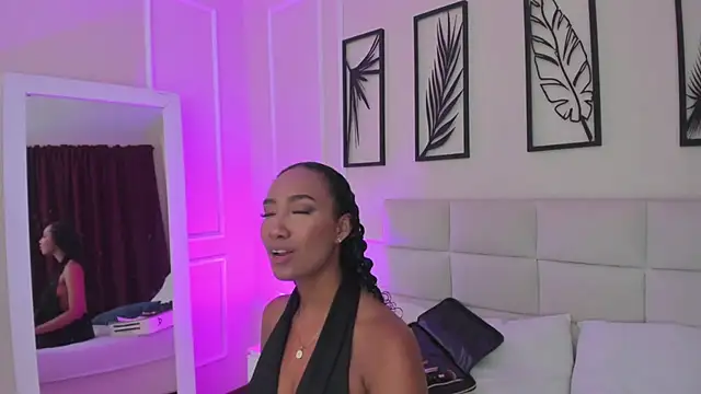 Snapshot of Amber__Sanchez chatting on 01-24-25, 04:59 Amber Sanchez online show from 01-24-25, 04:59