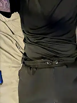 Snapshot of Dan8736 chatting on 10-04-25, 12:25 Dan8736 online show from 10-04-25, 12:25