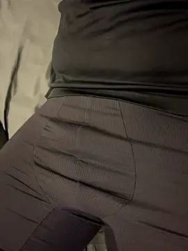 Snapshot of Dan8736 chatting on 10-10-25, 11:26 Dan8736 online show from 10-10-25, 11:26