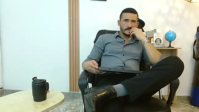 Reiko 85  online show from 10-04-25, 07:34