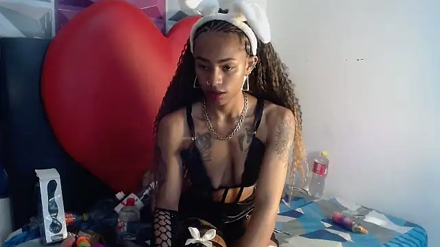 Snapshot of KATALINA__CANDY chatting on 02-15-25, 11:39 KATALINA CANDY online show from 02-15-25, 11:39