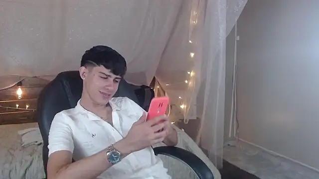 Dyla n18 online show from 01-11-25, 11:13