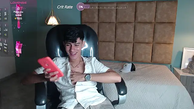 Dyla n18 online show from 01-12-25, 02:24