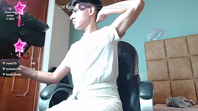 Dyla n18 online show from 01-26-25, 02:52