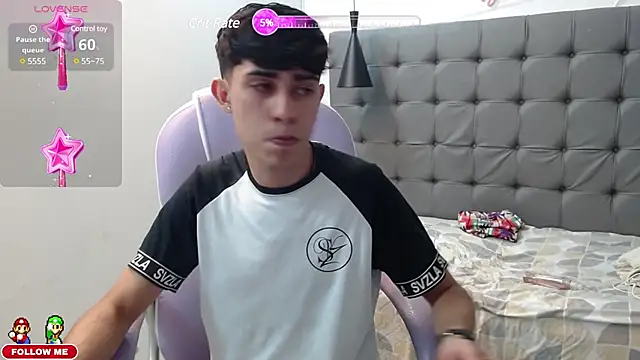 Dyla n18 online show from 02-18-25, 11:19