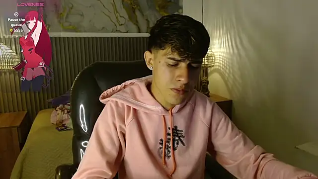 Dyla n18 online show from 09-24-25, 09:40