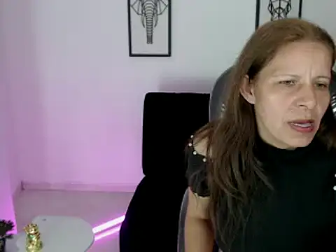 Milf karlye online show from 02-15-25, 07:16