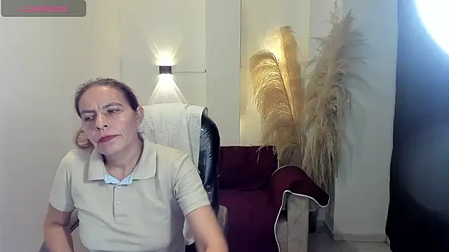 Milf karlye online show from 06-15-26, 02:03