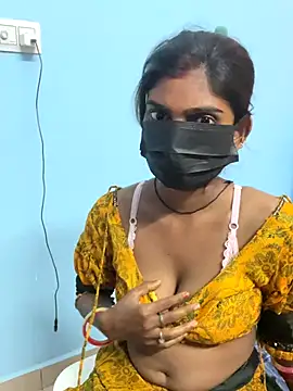 Snapshot of deshi_boybig chatting on 10-18-25, 03:13 deshi boybig online show from 10-18-25, 03:13