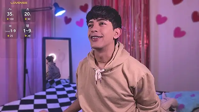 teobowny  online show from 02-07-25, 02:26