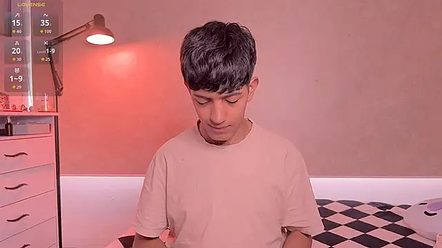 Snapshot of teobowny_ chatting on 03-16-26, 06:12 teobowny online show from 03-16-26, 06:12